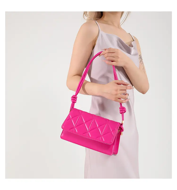 Korean Style Women's Brown Diamond Pattern Shoulder Bag — feature 21