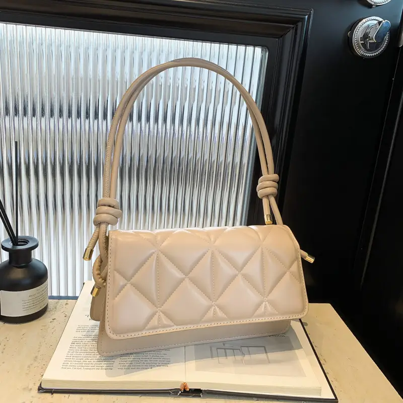 Korean Style Women's Brown Diamond Pattern Shoulder Bag - Image 3