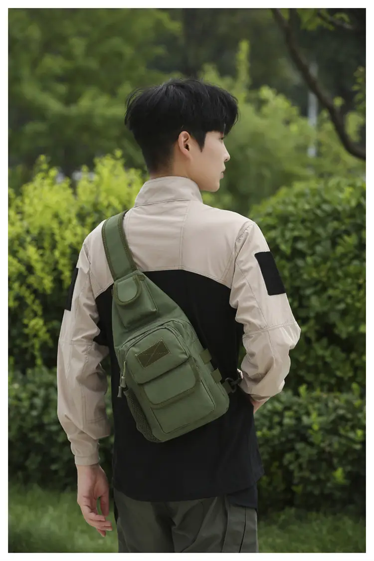 Men's Camouflage Crossbody Bag Multi-Use Outdoor Fitness Bag — feature 44