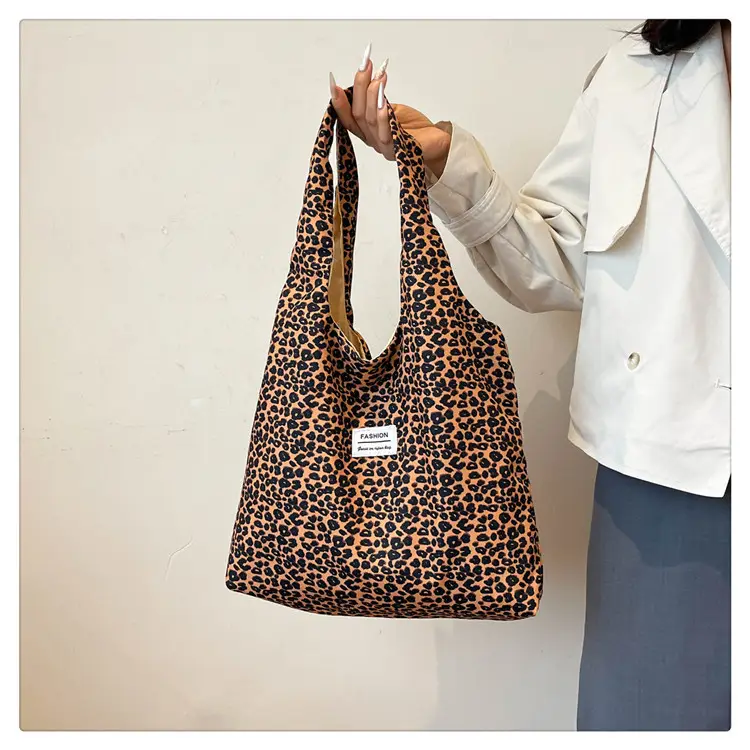 Vintage Leopard Print Large Capacity Women's Tote Bag — feature 34