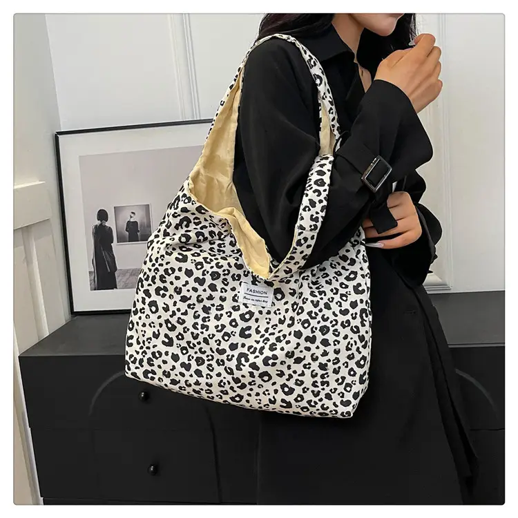 Vintage Leopard Print Large Capacity Women's Tote Bag — feature 49