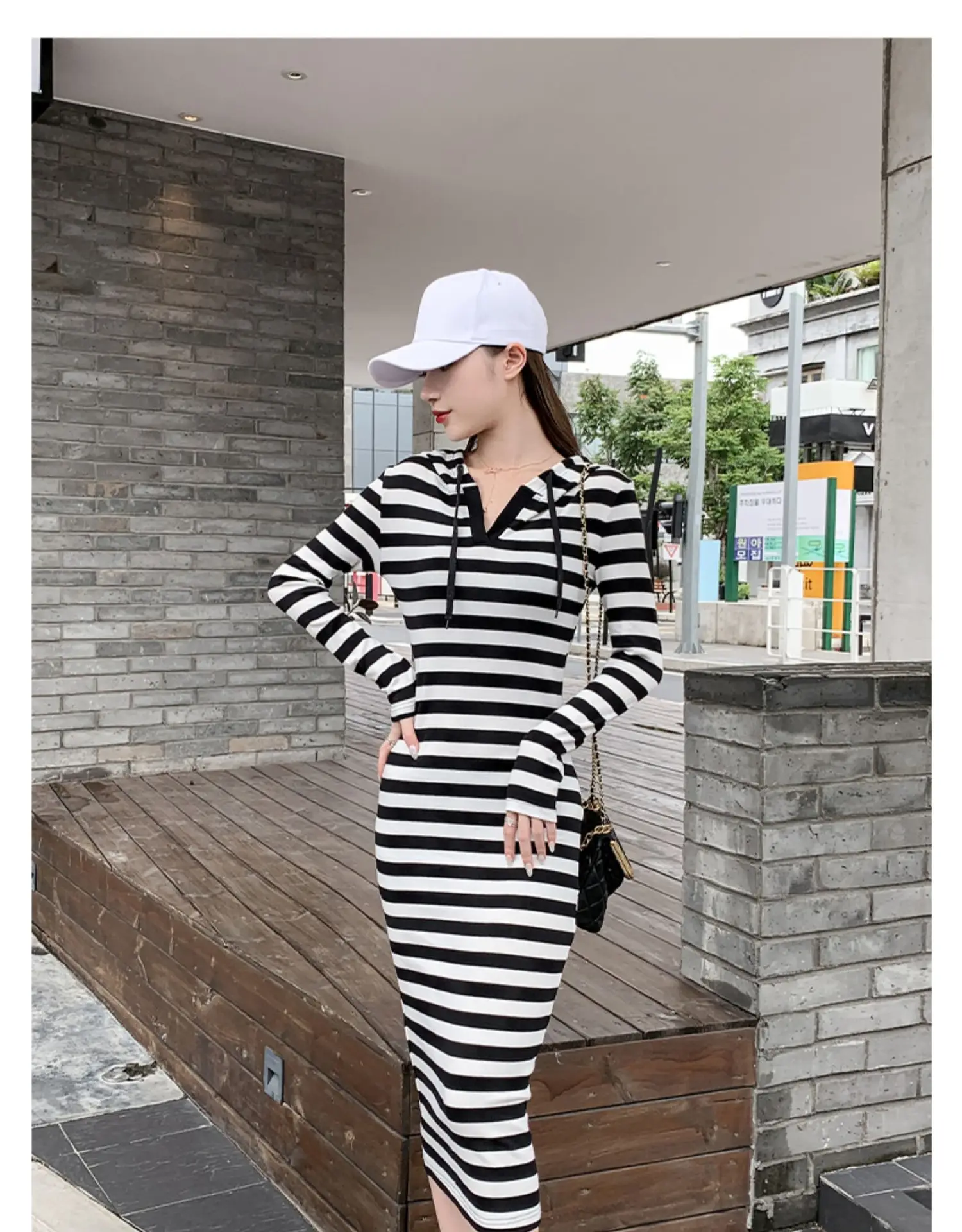 2024 Black White Striped Long Dress Slim Fit Hooded Hip Dress — feature 15