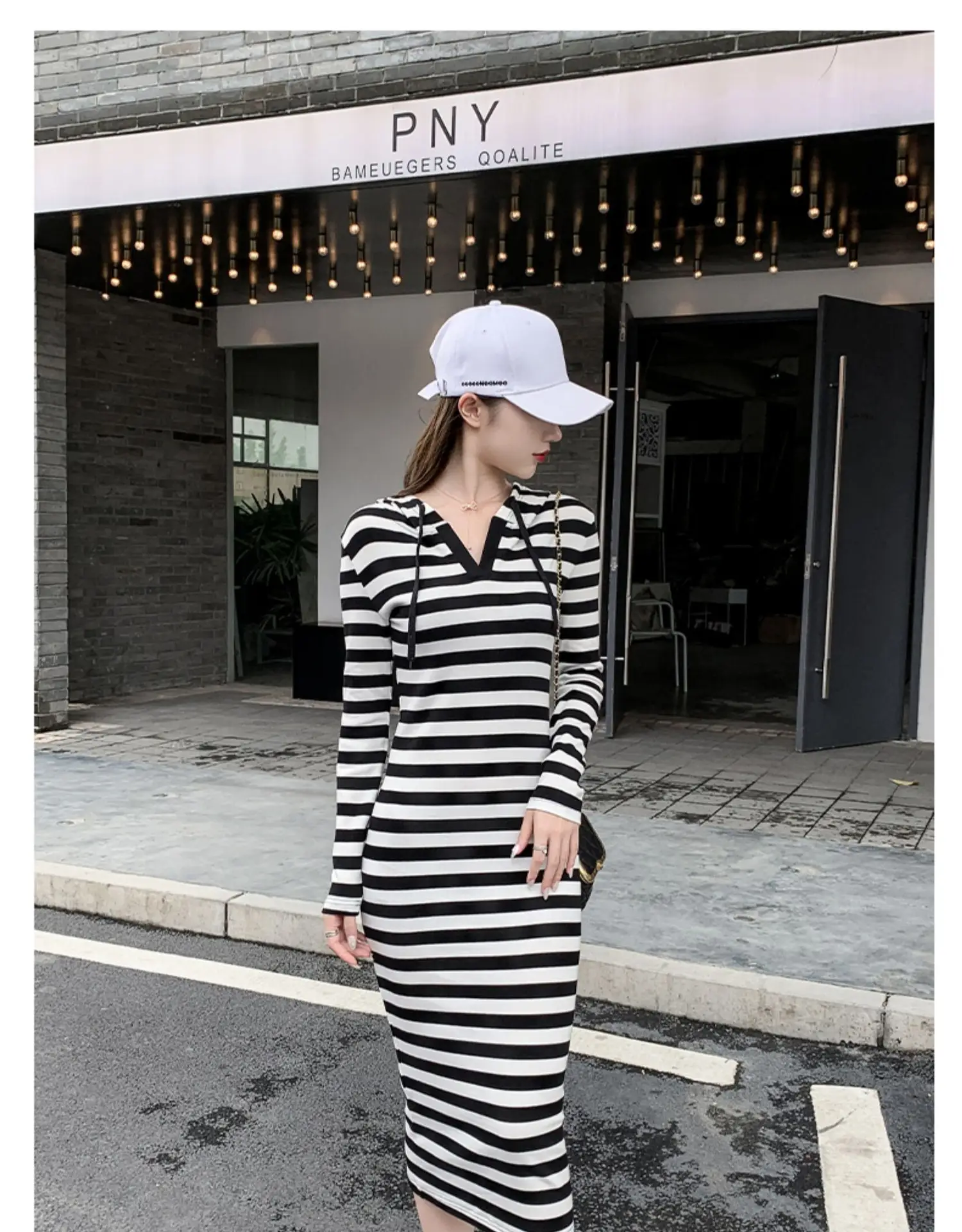 2024 Black White Striped Long Dress Slim Fit Hooded Hip Dress — feature 16
