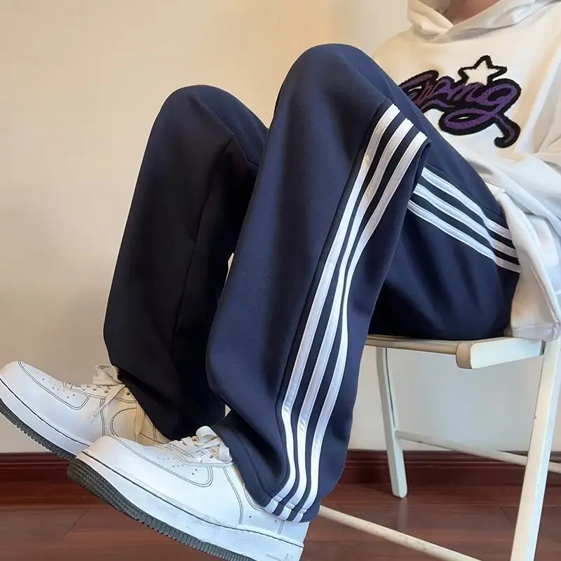 Men Navy Blue 3-Stripes Track Pants — feature 4