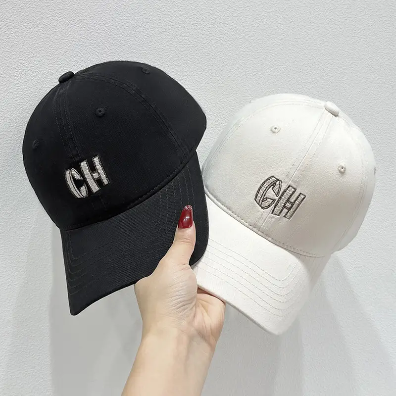 Korean-style Embroidered Baseball Cap Black