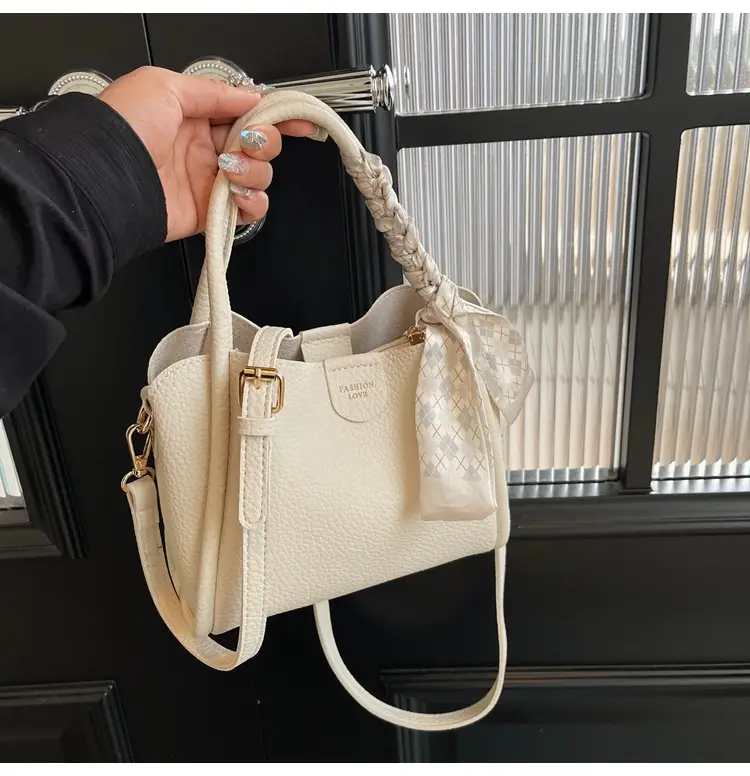 Black Leather Bucket Bag with Tassel for Women — feature 25