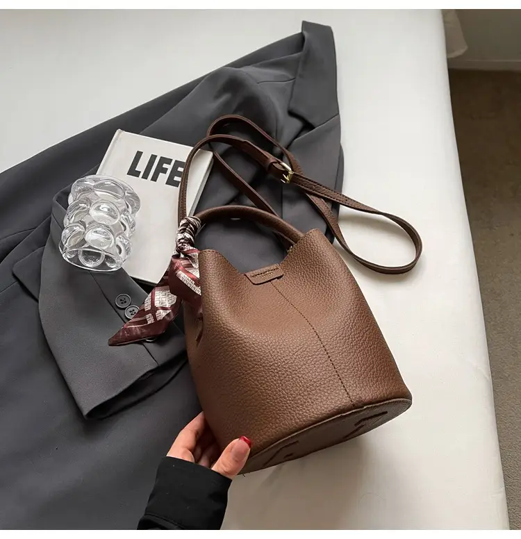 Brown Korean-style Shoulder Bag for Women — feature 19