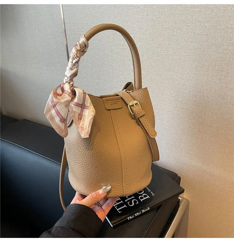 Brown Korean-style Shoulder Bag for Women — feature 20
