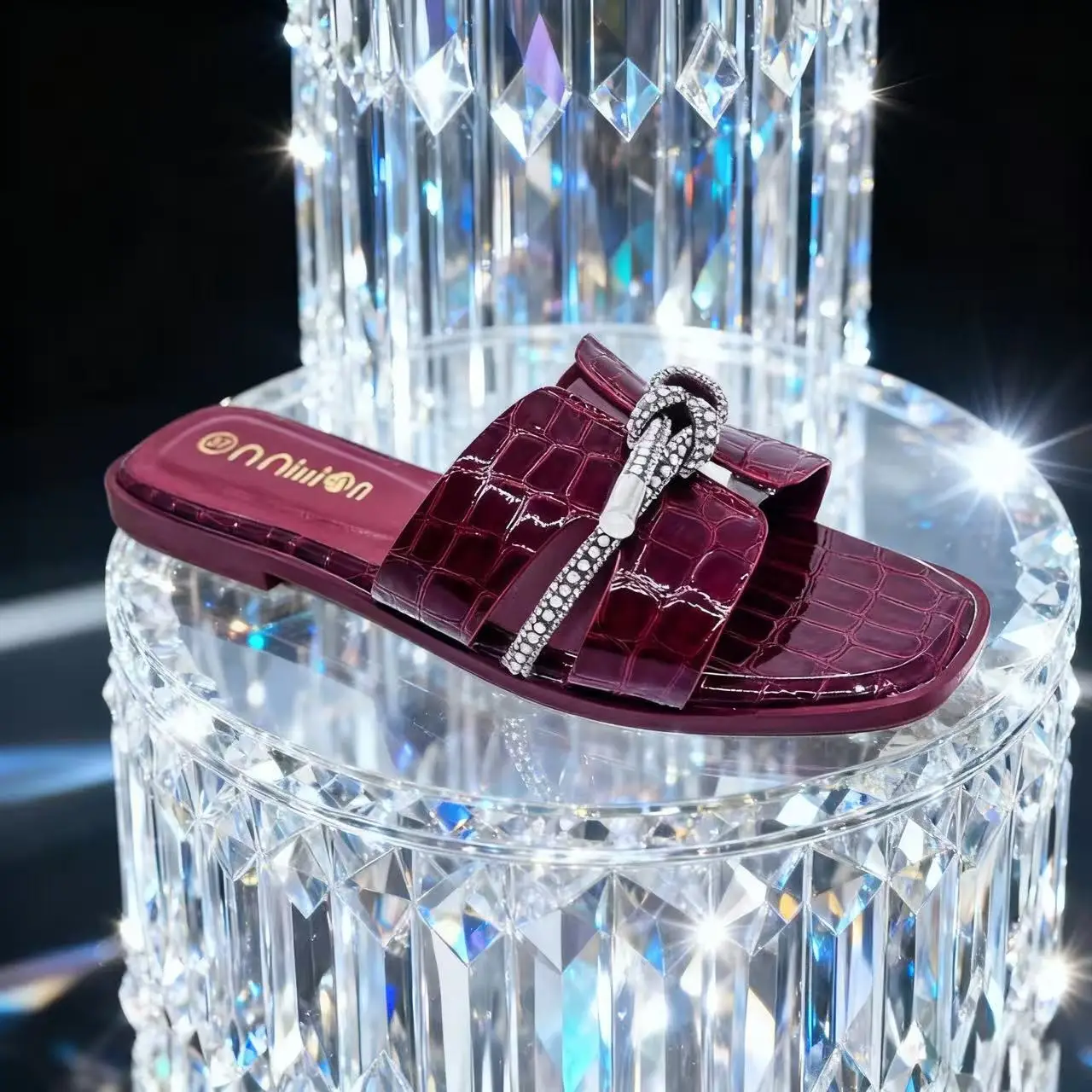 2025 Rhinestone Women's Black Flat Slippers