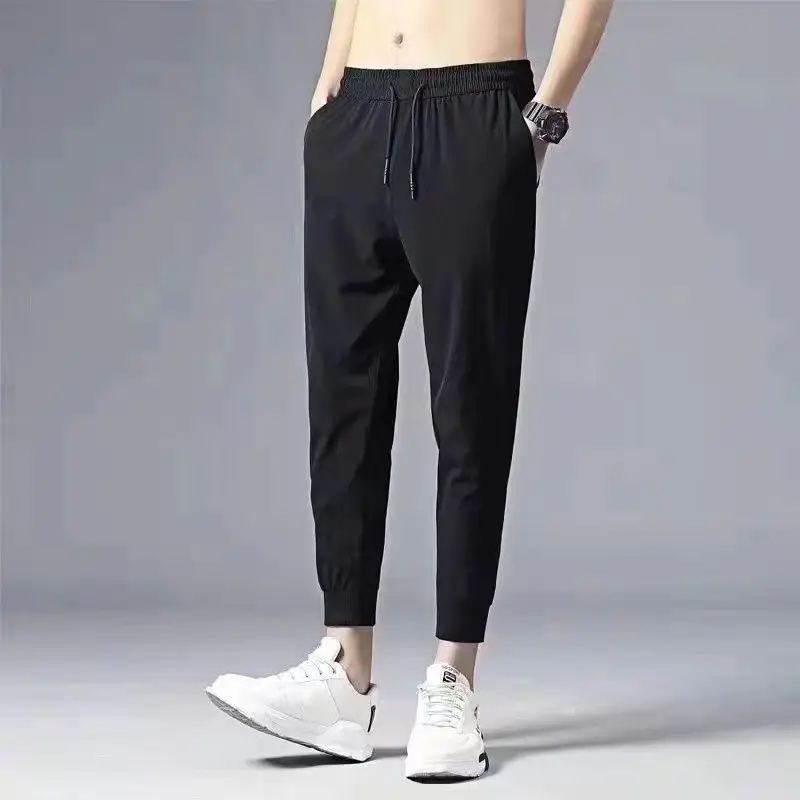 Black thin leggings
