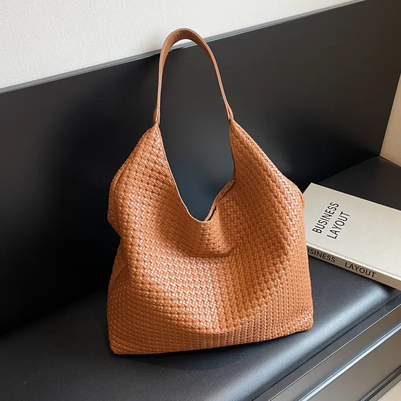Women's Textured Leather Shoulder Bag Brown Large Capacity - Image 4