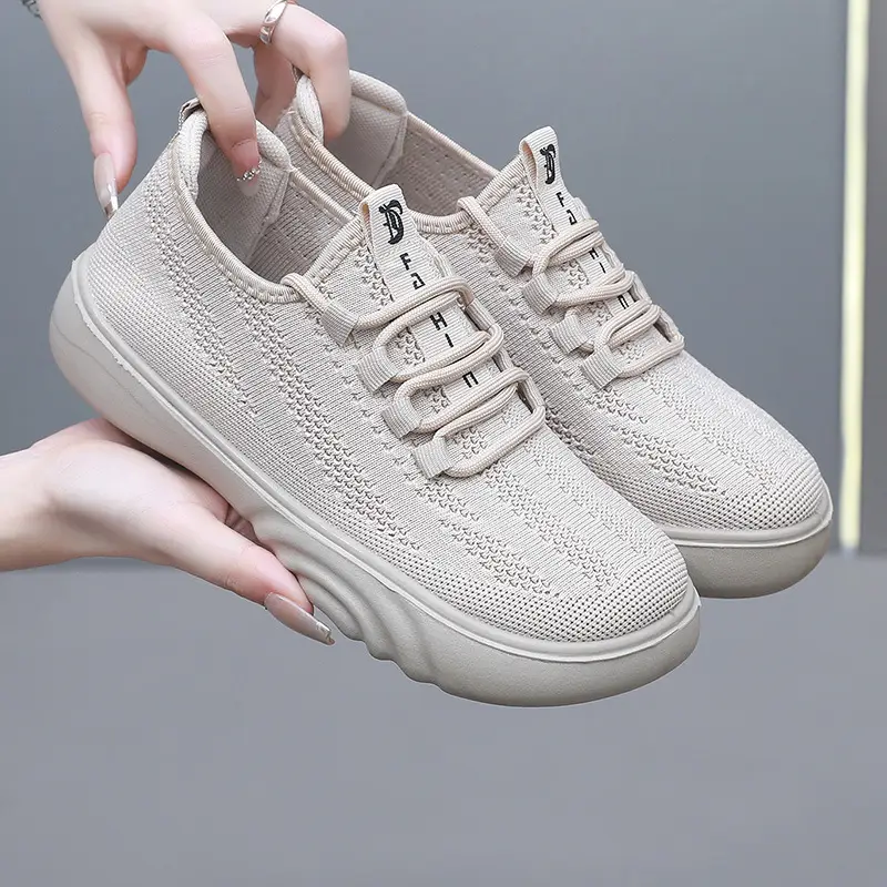 Spring and Autumn New Old Beijing Cloth Shoes Women's Fashion Casual Moms Shoes Knitted Breathable Single-layer Shoes Comfortable Wide Feet Loafers - Image 5