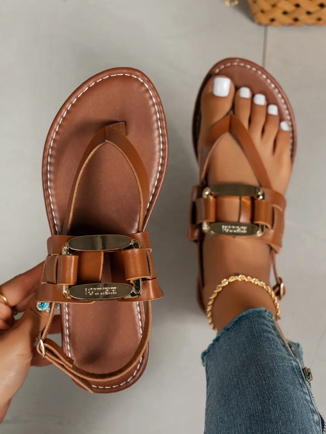 Size 36-43 2025 Summer Vacation Flat Buckle Sandals Flip-Flops for Women with Hollow Design, Comfortable and Versatile — feature 5
