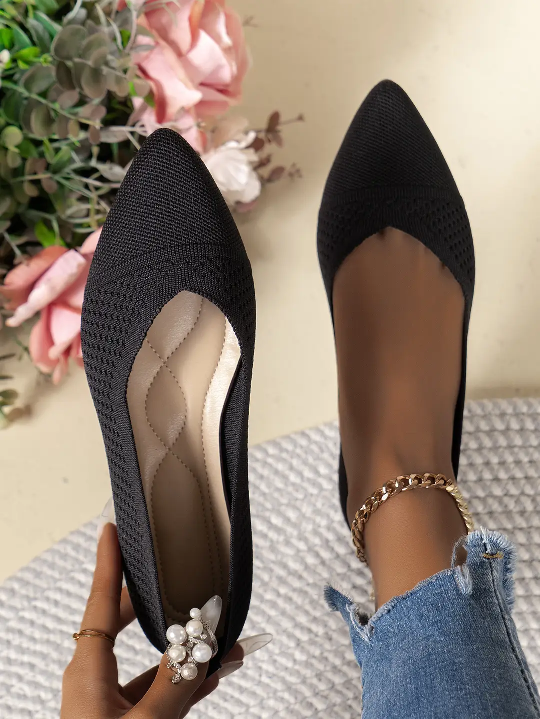 Size 36-43 Summer Pointed Toe Flat Knitted Shoes Solid Color Fashion Casual Easiest for Match Slip-On Shoes Plaid — feature 1