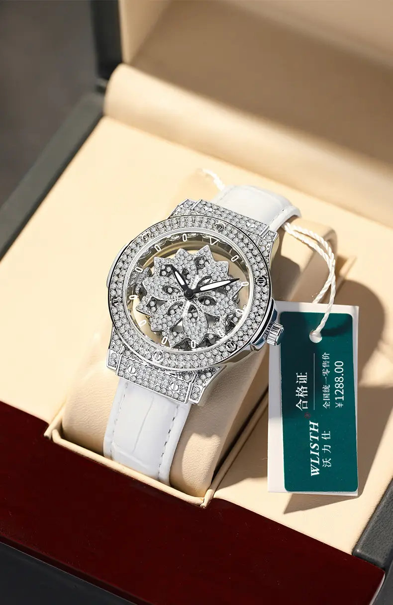 Women's Pentagram Waterproof Watch with Snowflake Design — feature 4