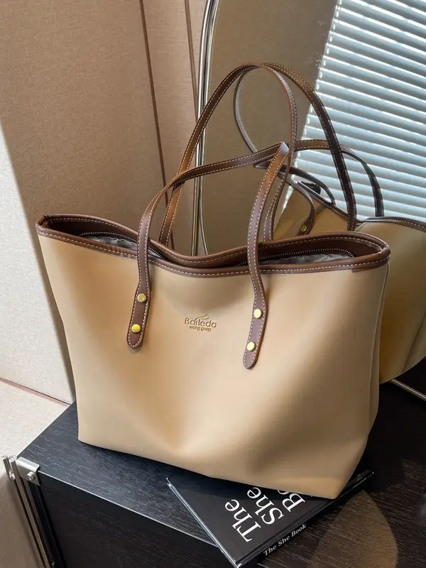 Women's Black Leather Tote Bag Large Capacity Winter Commute - Image 5
