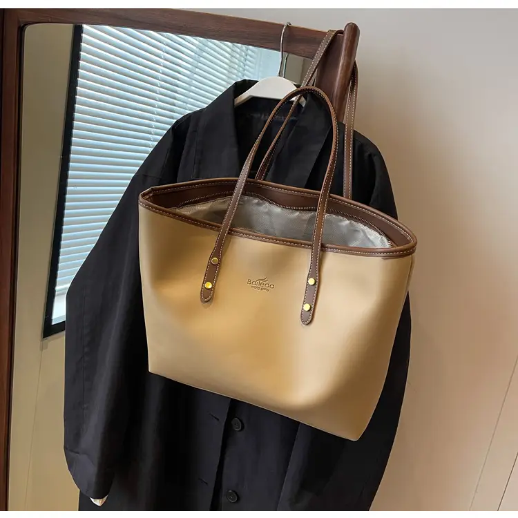 Women's Black Leather Tote Bag Large Capacity Winter Commute — feature 21