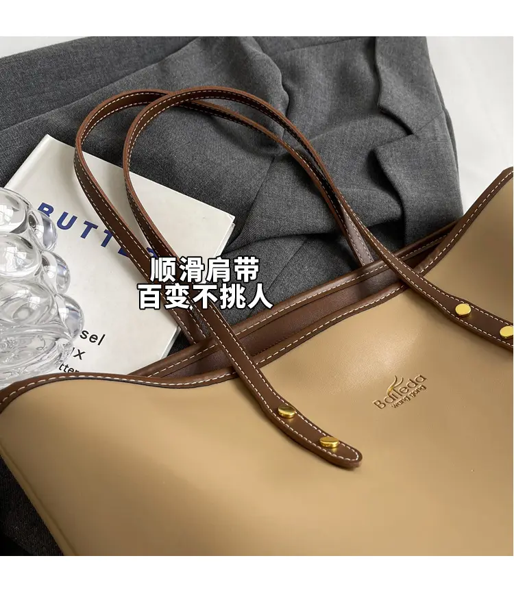 Women's Black Leather Tote Bag Large Capacity Winter Commute — feature 4