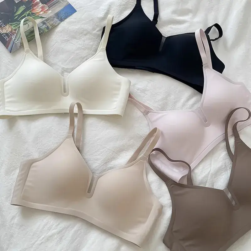 Genuine Black Thin Bra Gathering Traceless Underwear - Image 7
