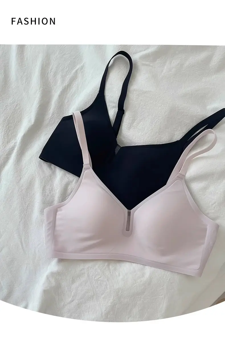 Genuine Black Thin Bra Gathering Traceless Underwear — feature 1