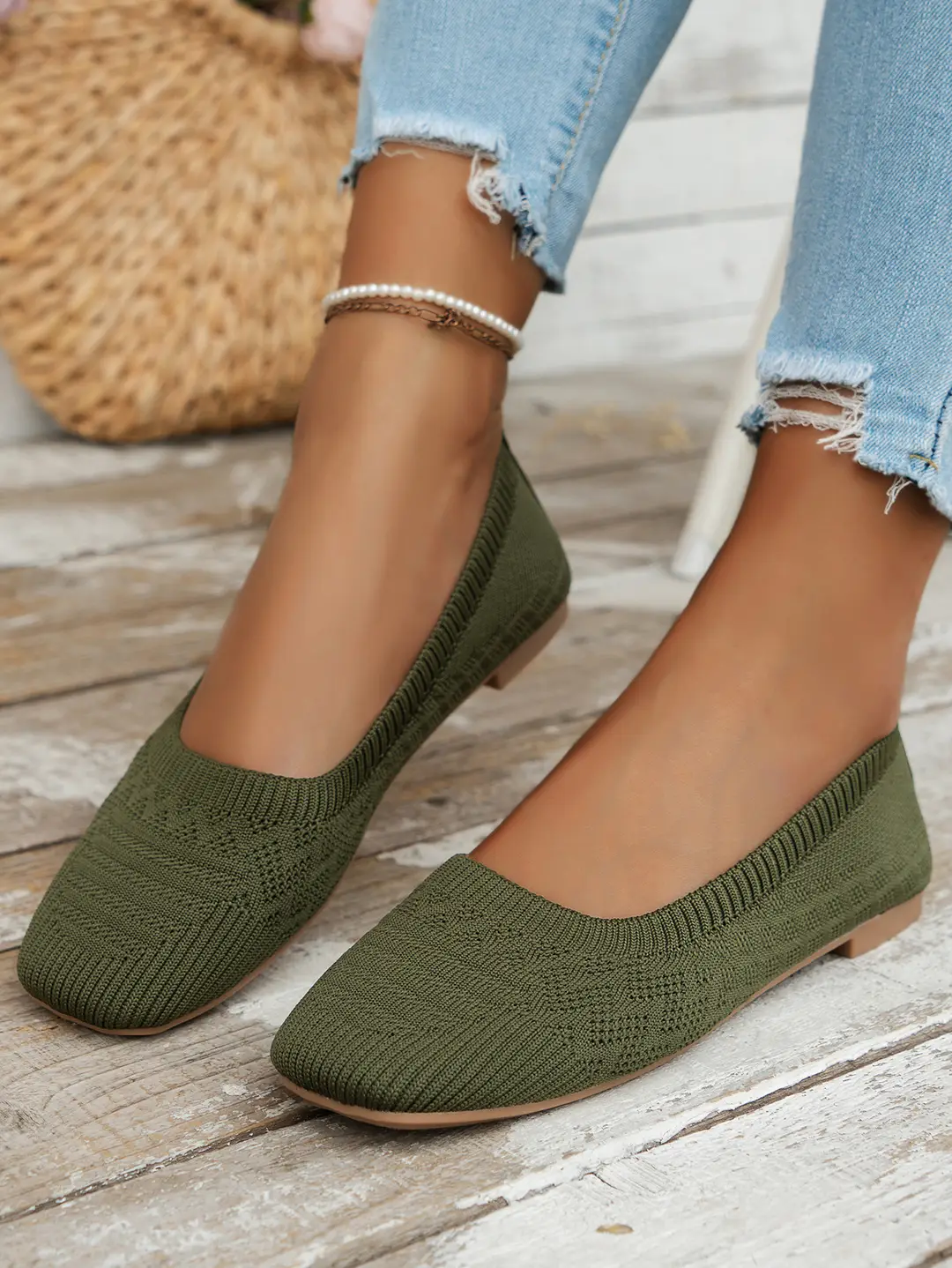 Versatile 2025 Summer Casual Comfortable High-Heeled Slip-On Breathable Fly-Knit Soft-Soled Shoes — feature 13