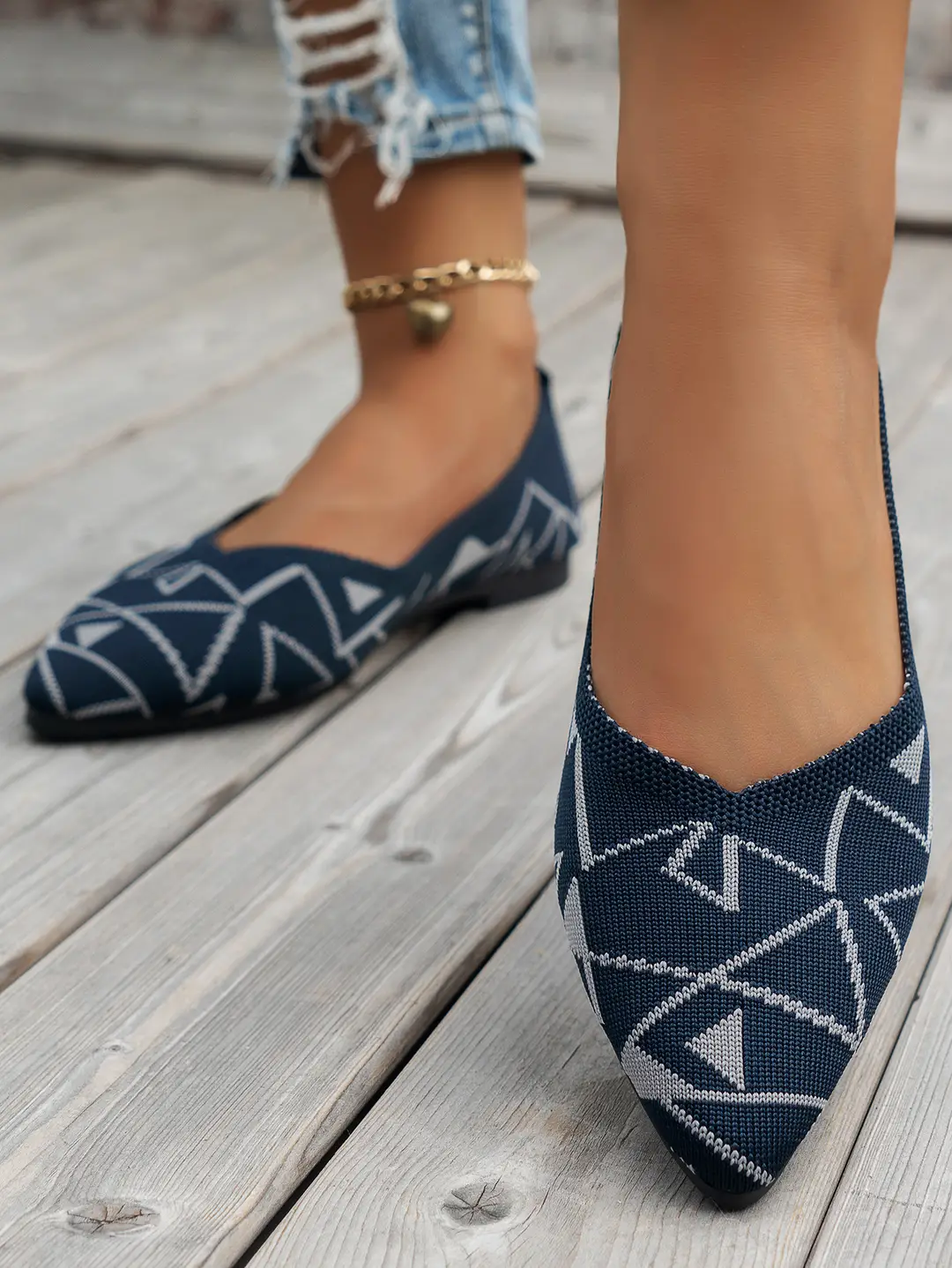 plus size Pointed Flying Woven Shoes Women's Spring and Summer 2025 New Style Thin Fashionable Casual Shallow Mouth Flat Bean Shoes — feature 9