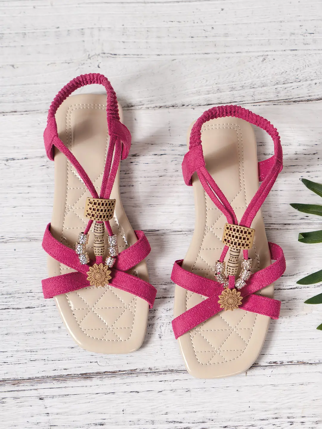 Square Toe Flat Sandals for Women 2025 New European and American Open-Toe Beaded Bohemian Style Comfortable Beach Sandals — feature 5