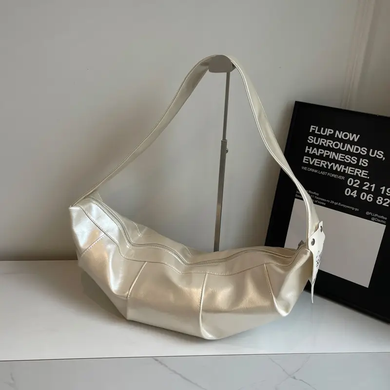 Vintage Crossbody Bag Women's Niche High-end Underarm Bag 2024 New Fashionable Large Capacity Dumpling Bag Shoulder Hornbag - Image 4