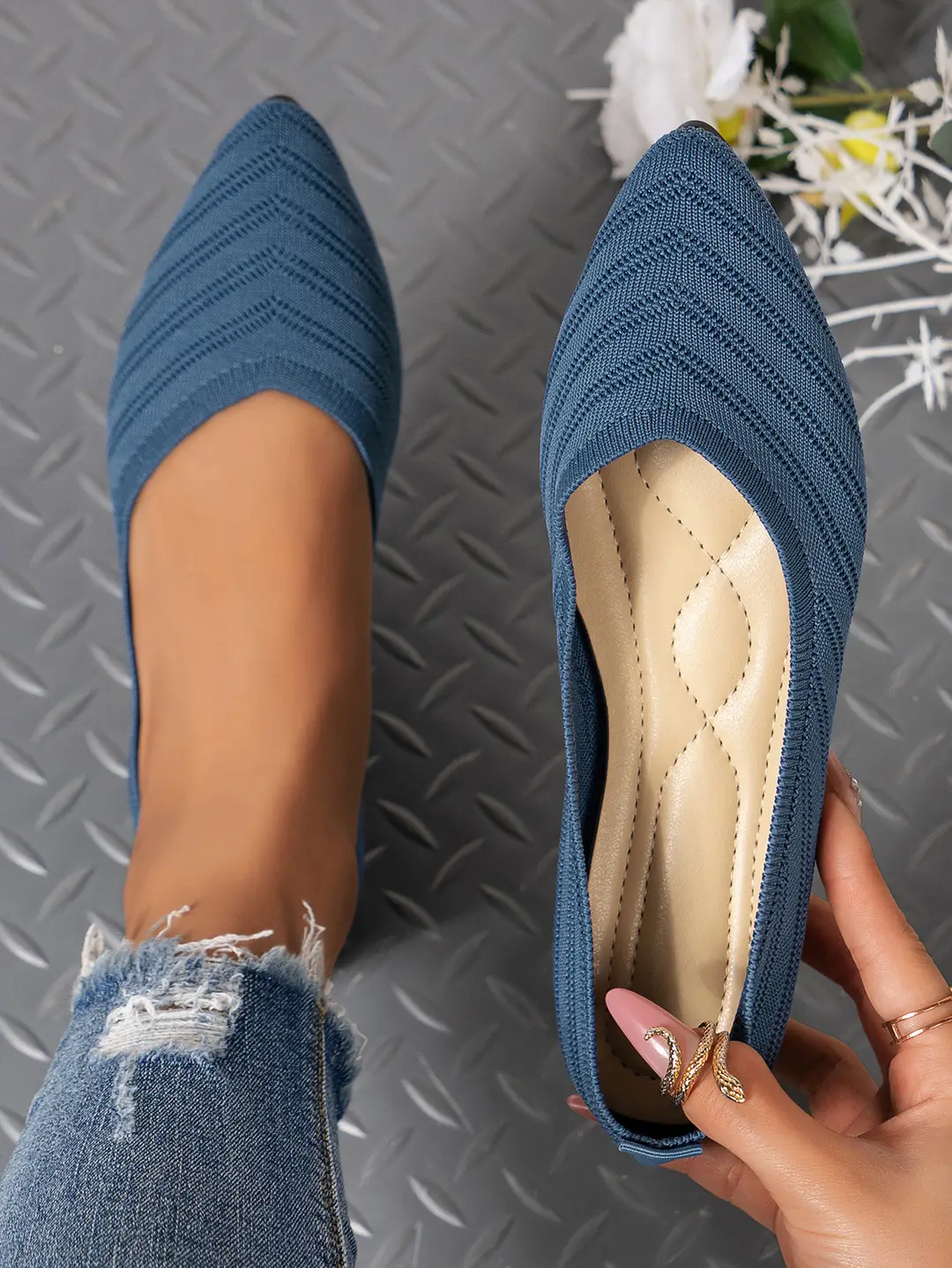 Pointed Toe Shallow Mouth Flats for Women 2025 Summer Women's Shoes Spring Breathable Flats Shoes Large Size Knitted Beanie Shoes Casual and Versatile — feature 11