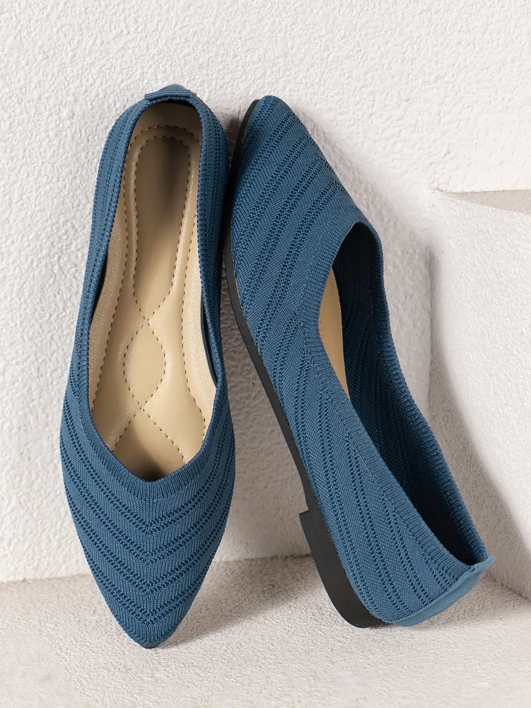 Pointed Toe Shallow Mouth Flats for Women 2025 Summer Women's Shoes Spring Breathable Flats Shoes Large Size Knitted Beanie Shoes Casual and Versatile — feature 15