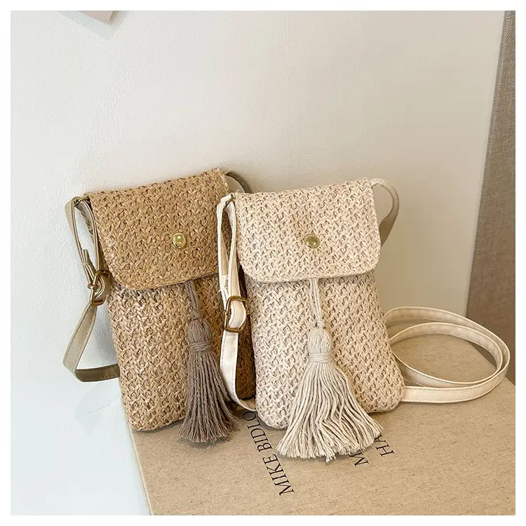 Women's Straw Tassel Shoulder Crossbody Bag 2024 - Image 3