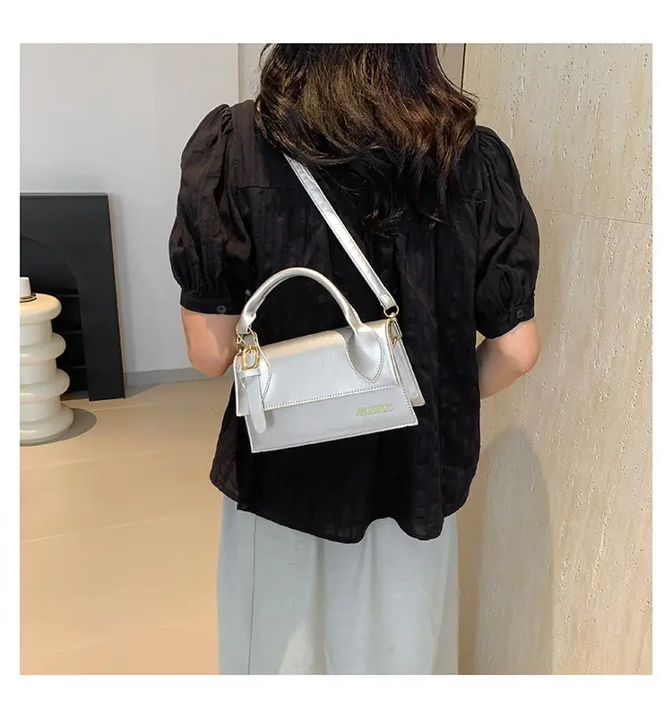 Golden Korean Style Shoulder Crossbody Bag for Women — feature 17