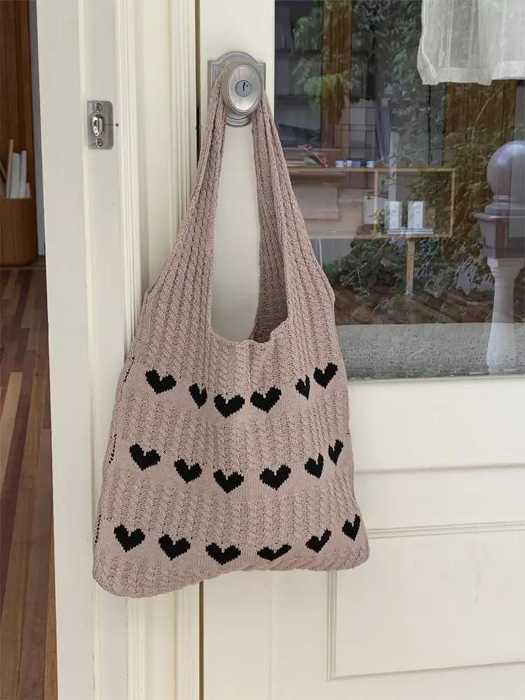 Knitted Heart Pattern Wool Tote Bag Beige — feature 17