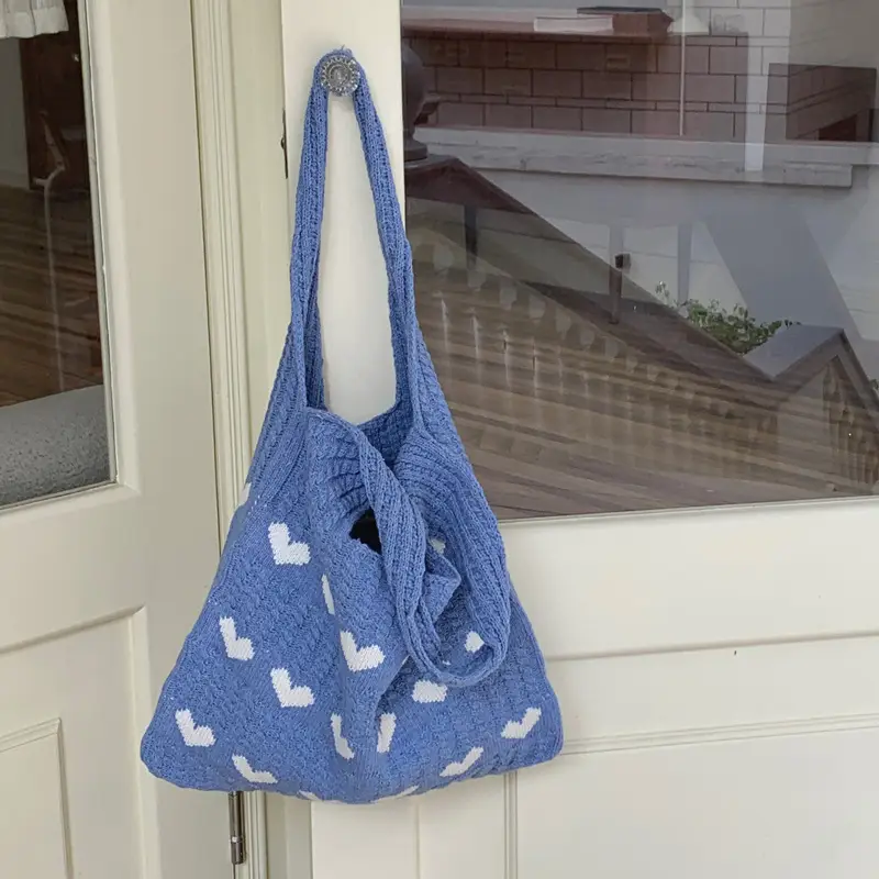 Knitted Heart Pattern Wool Tote Bag Beige - Image 3