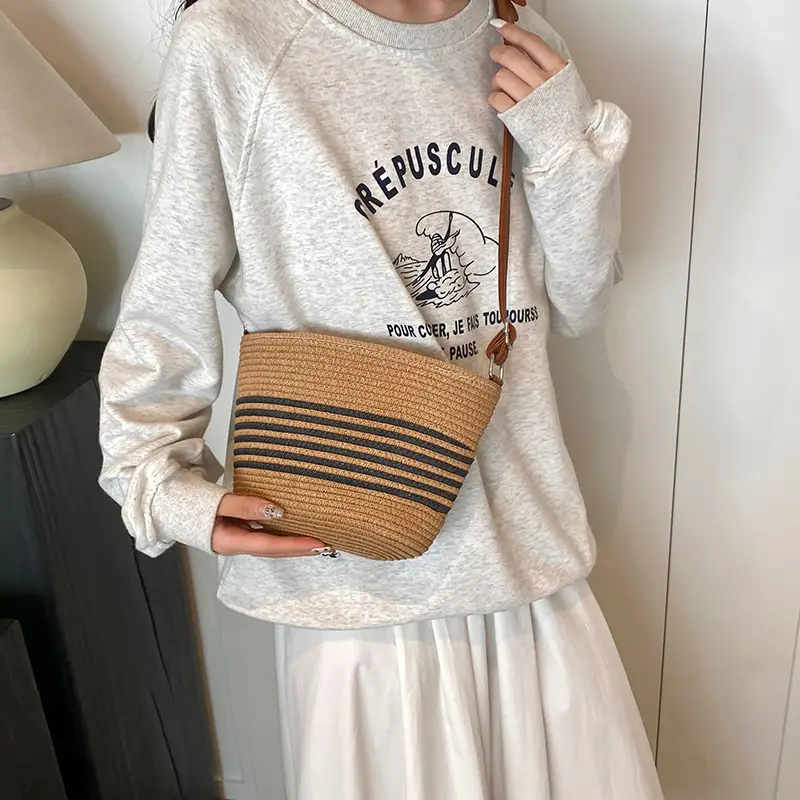 New Woven Straw Crossbody Bag for Women Summer Beach Vacation - Image 5
