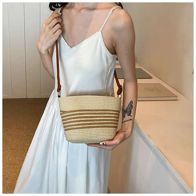 New Woven Straw Crossbody Bag for Women Summer Beach Vacation — feature 13