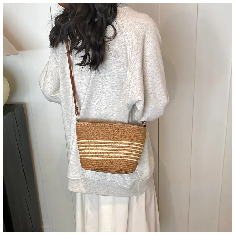 New Woven Straw Crossbody Bag for Women Summer Beach Vacation — feature 18