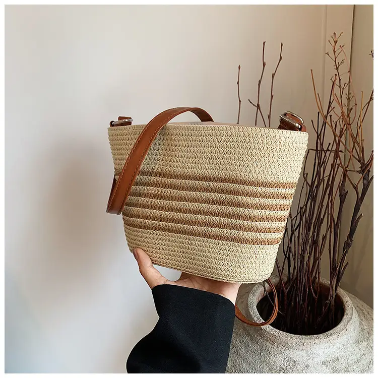 New Woven Straw Crossbody Bag for Women Summer Beach Vacation — feature 22