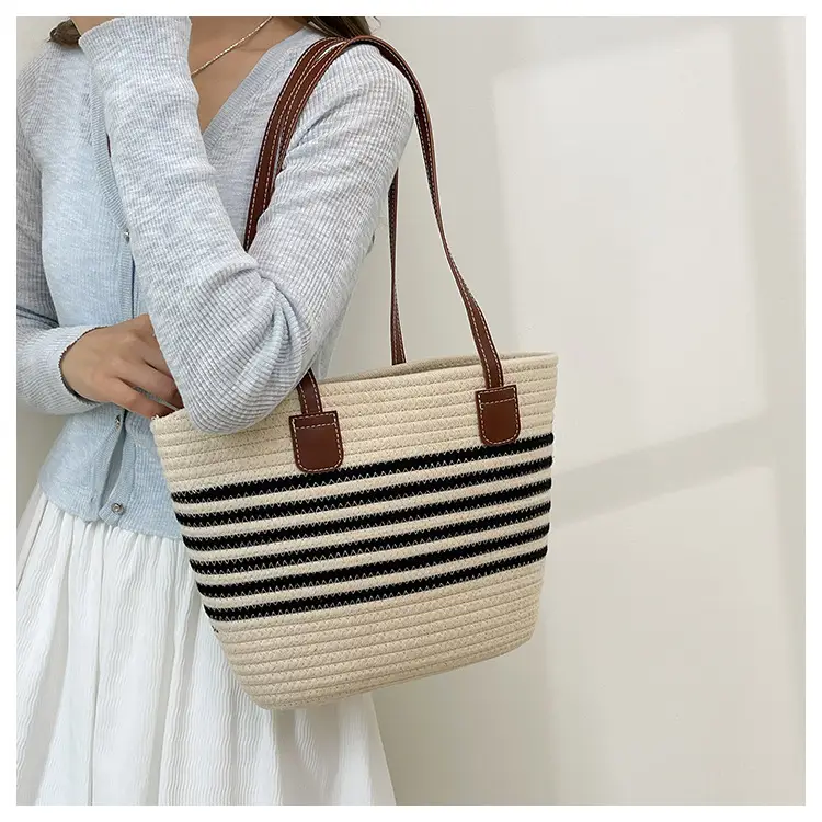 Straw Woven Beach Bag Large Capacity 2024 — feature 9