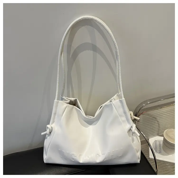 Black Large Capacity Women's Tote Bag Shoulder Bag — feature 11