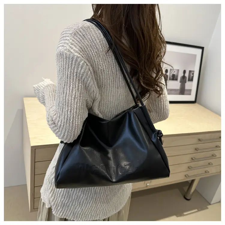 Black Large Capacity Women's Tote Bag Shoulder Bag — feature 19