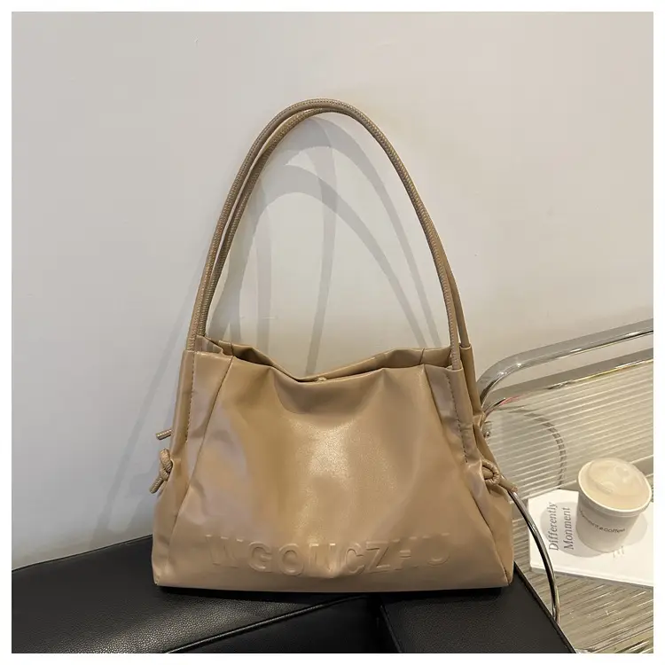 Black Large Capacity Women's Tote Bag Shoulder Bag — feature 9