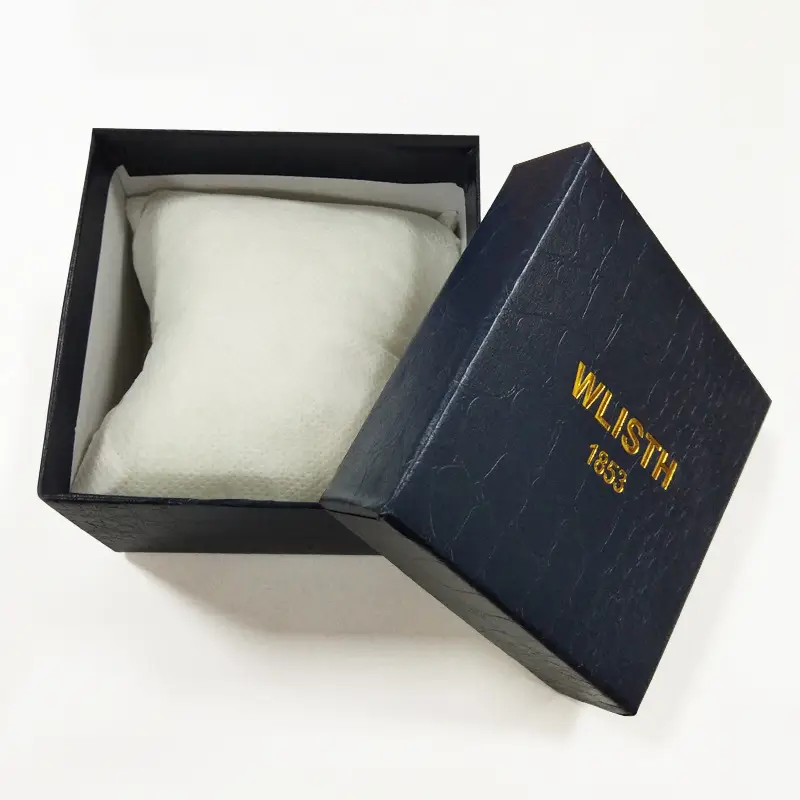 Men's Luxurious Gold Steel Watch with Luminous Dial - Image 13