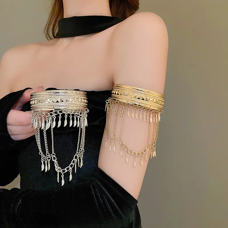 Cross-border Metal Feather Chain Tassel Bracelet Armband Personalized Fashion Design Sense Bracelet Exotic Style Bracelet Jewelry for Women — feature 1