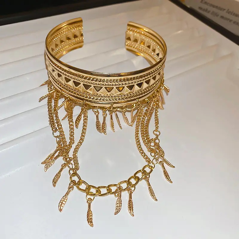 Cross-border Metal Feather Chain Tassel Bracelet Armband Personalized Fashion Design Sense Bracelet Exotic Style Bracelet Jewelry for Women — feature 10