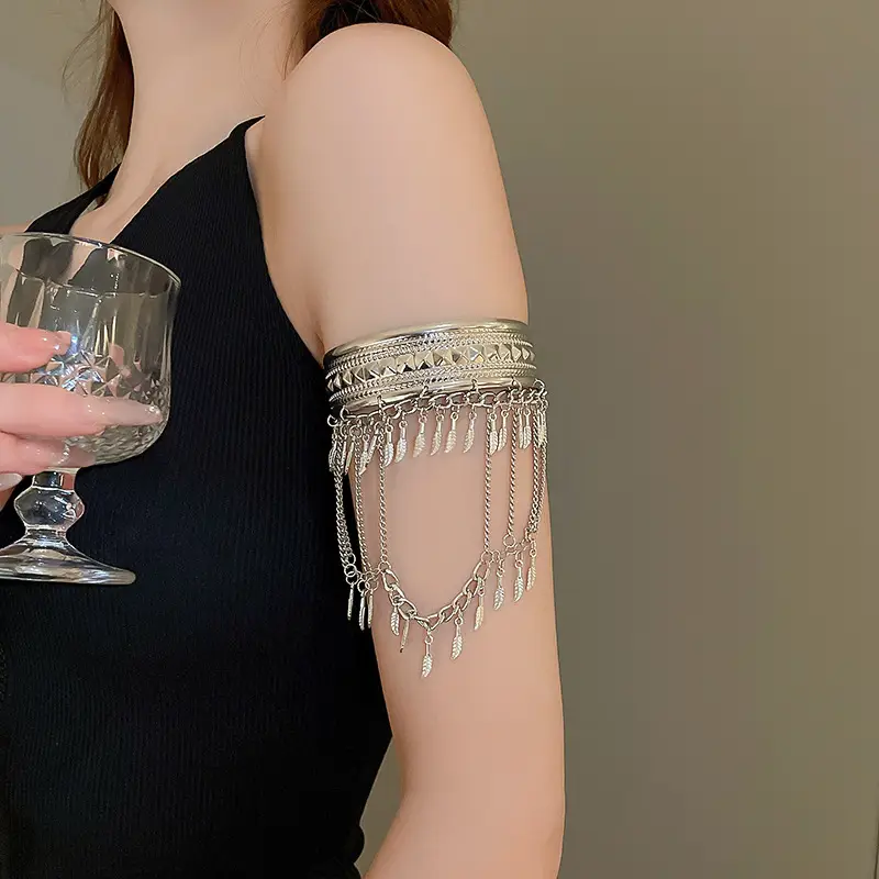 Cross-border Metal Feather Chain Tassel Bracelet Armband Personalized Fashion Design Sense Bracelet Exotic Style Bracelet Jewelry for Women — feature 15