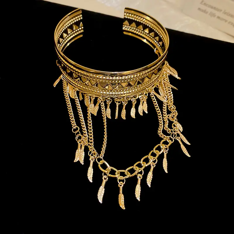 Cross-border Metal Feather Chain Tassel Bracelet Armband Personalized Fashion Design Sense Bracelet Exotic Style Bracelet Jewelry for Women — feature 6