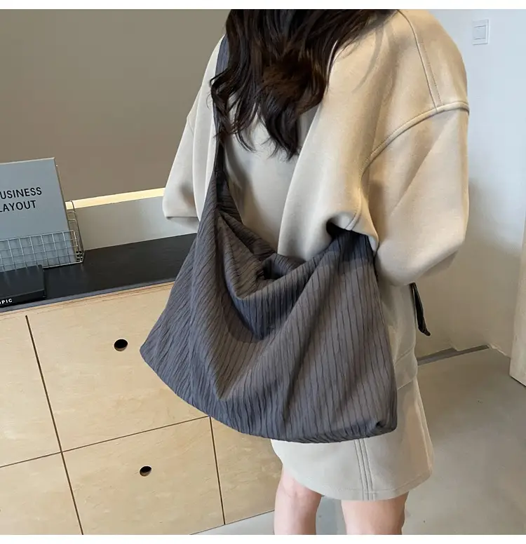 Korean Style Texture Canvas Bag Women New Size All-match Commuter Crossbody Bag — feature 12