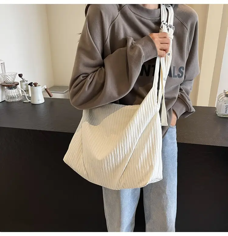 Korean Style Texture Canvas Bag Women New Size All-match Commuter Crossbody Bag — feature 19