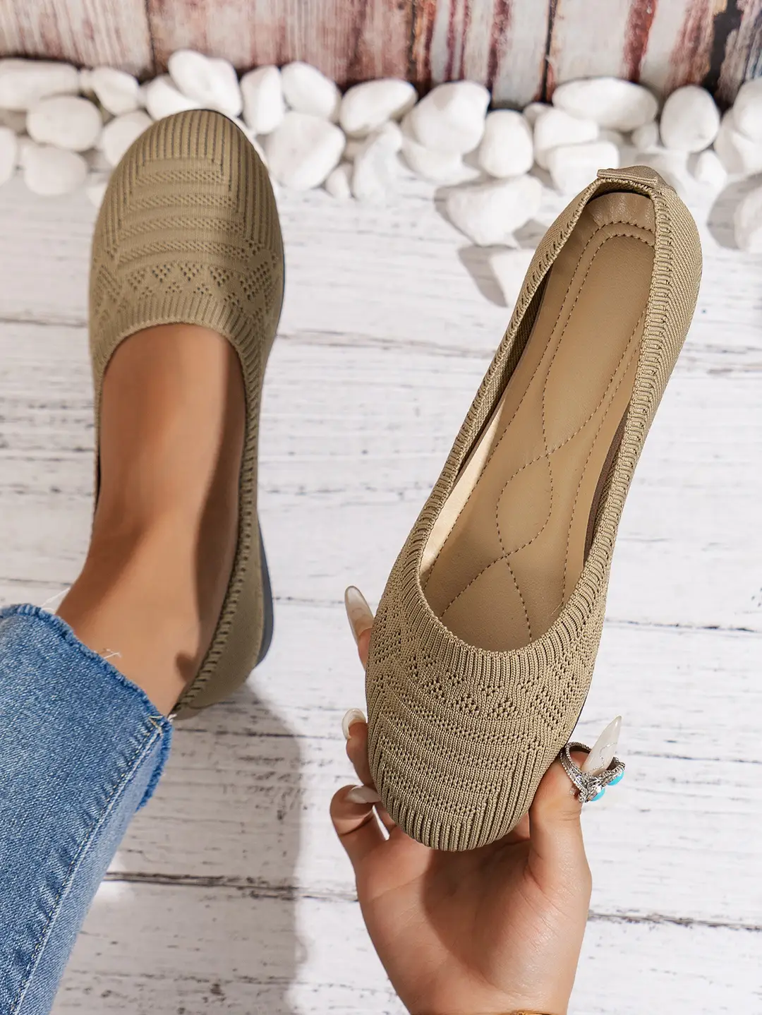 Large Size 2025 Autumn New European and American Style Flat Round-Toe Slip-On Shallow Mouth Mom Shoes Knitted Fashionable Versatile Comfortable Shoes — feature 13